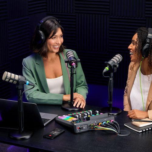 rode-rodecaster-pro-II-podcasters-insitu-3-four-guests-march-2022-1080x1080-rgb